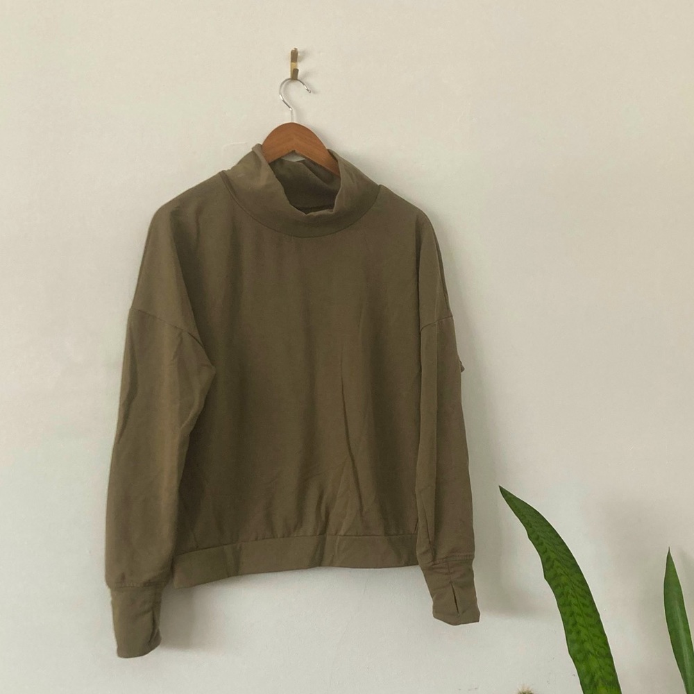 *SOLD* Olive Green Gap Relaxed Mockneck Sweater